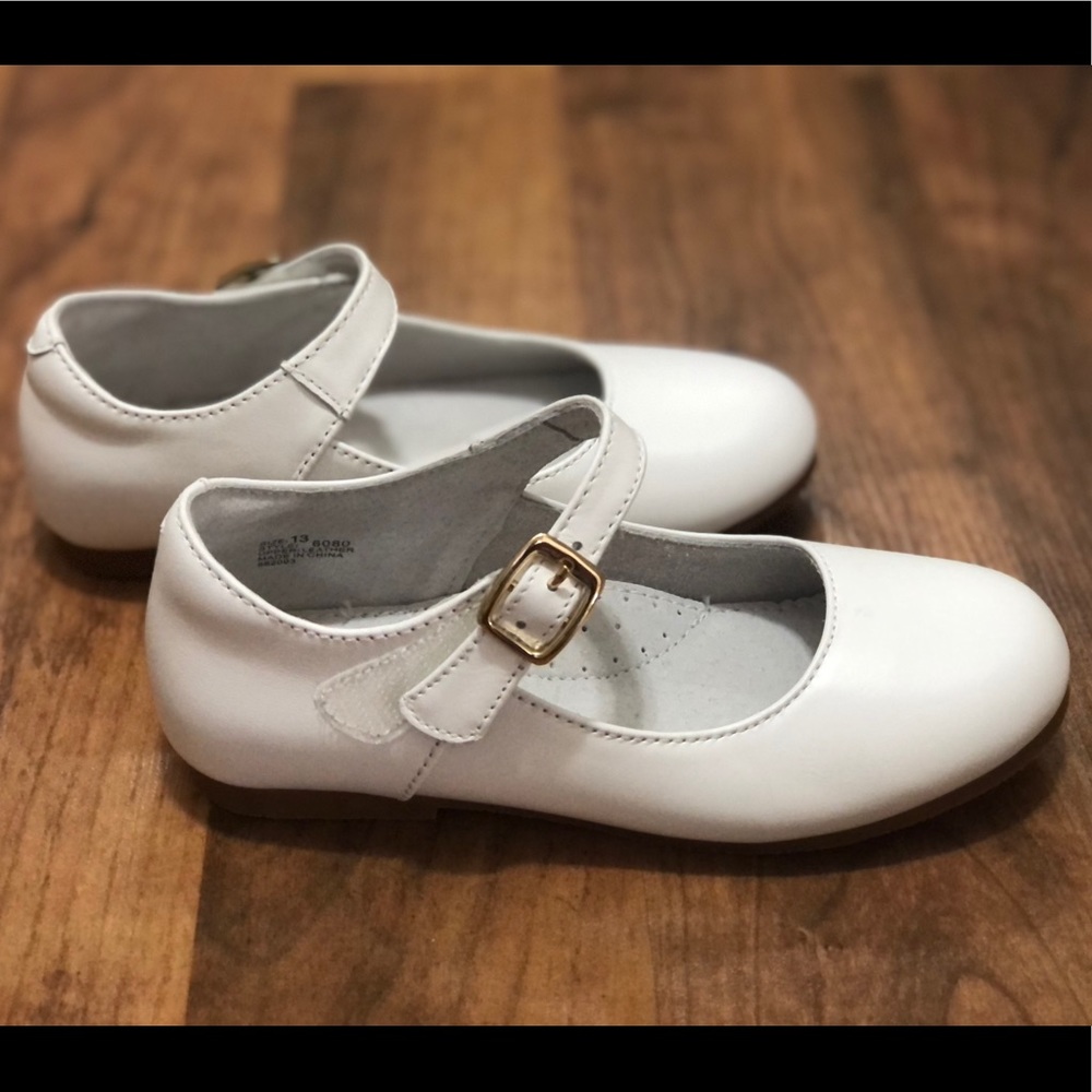 Girls, size 13, white L’Amour Mary Janes.